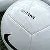 Nike Pitch Team 2.0 Football