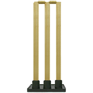 Elders Club Wooden Cricket Stumps Set