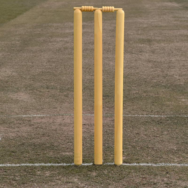 Set Of 2 Cricket Stumps Bails Wooden 