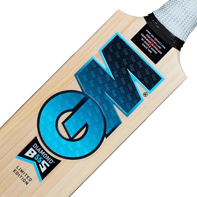 Gunn & Moore Diamond Signature Cricket Bat