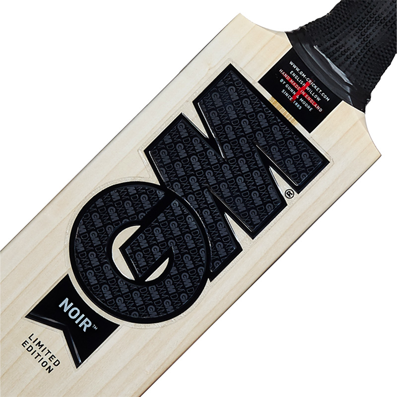 Gunn & Moore Noir 606 Cricket Bat